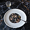 Spaghetti à l'encre de seiche, seiche et olives